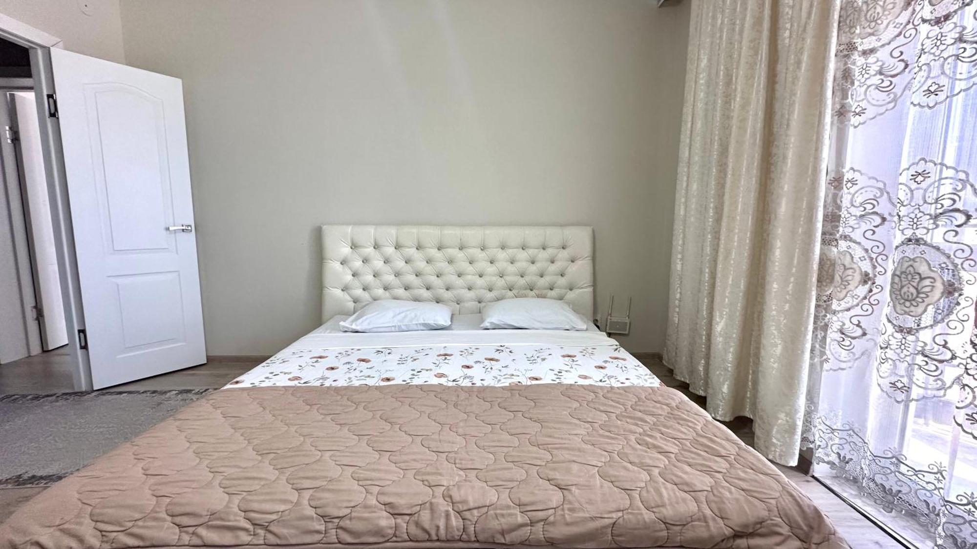 1 Комнатная Драмтеатр 1Bedroom Apartment Ustʼ-Kamenogorsk 外观 照片
